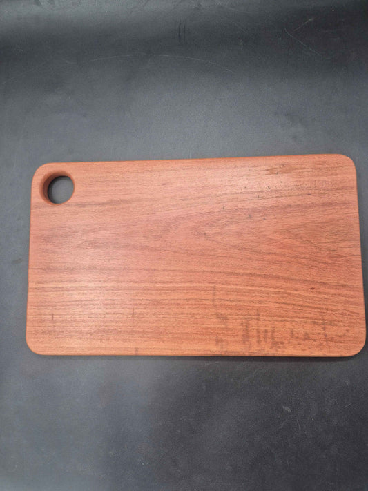 Australian made chopping board, Yellow Box chopping board, handmade chopping board, solid timber chopping board, wooden cutting board, serving board, grazing board, charcuterie board, non-toxic chopping board, low-tox kitchenware, eco-friendly kitchenware, food-safe chopping board, sustainable timber kitchenware, Australian hardwood chopping board, one piece chopping board, no glues no joins, handmade wooden board.